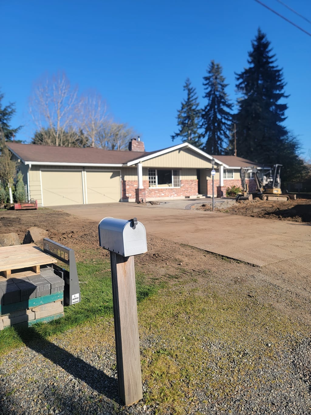 Seamless gutter project by Seamless Gutters 4 Less.