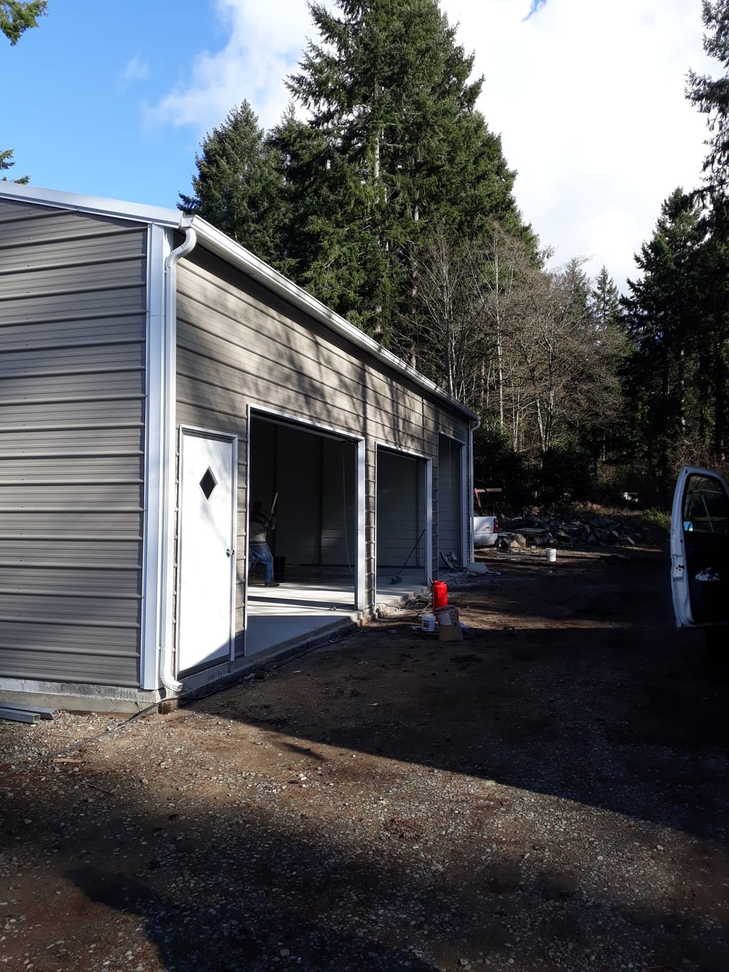 Seamless gutter project by Seamless Gutters 4 Less.