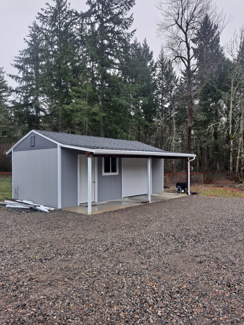Seamless gutter project by Seamless Gutters 4 Less.